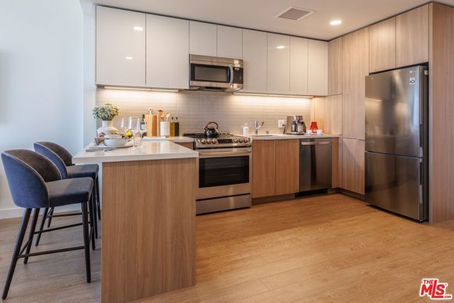 11750 Wilshire Boulevard 2305, Los Angeles, CA 90025