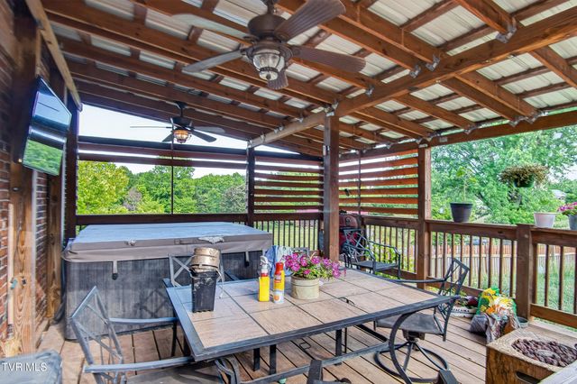 117 Windsong Drive, Gray, TN 37615