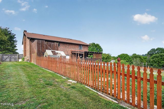 117 Windsong Drive, Gray, TN 37615