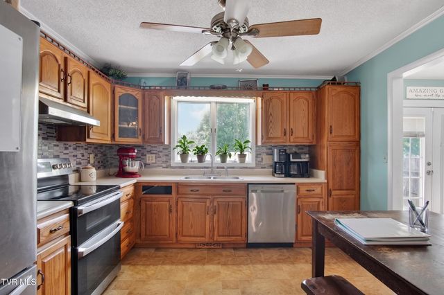 117 Windsong Drive, Gray, TN 37615