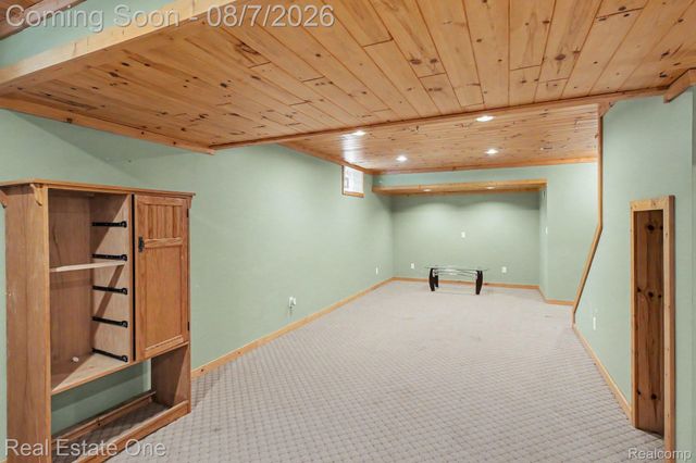 7926 Forest Creek Court, Hamburg Township, MI 48189