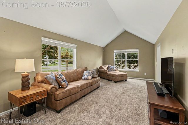7926 Forest Creek Court, Hamburg Township, MI 48189