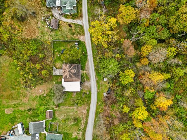 103 Wash Run Rd, Saltlick Twp, PA 15446