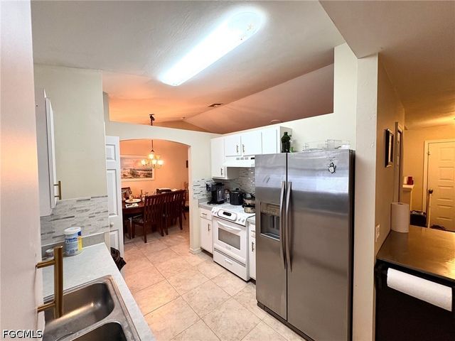 1326 NE 1st AVE, Cape Coral, FL 33909