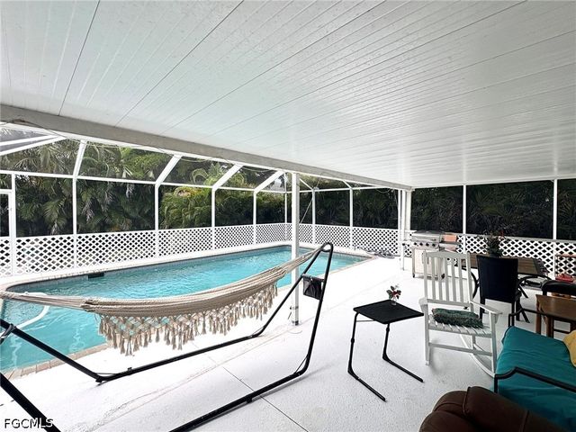 1326 NE 1st AVE, Cape Coral, FL 33909