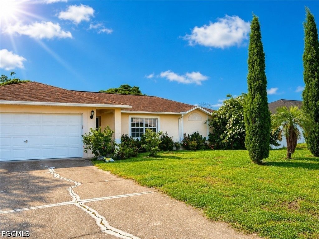1326 NE 1st AVE, Cape Coral, FL 33909