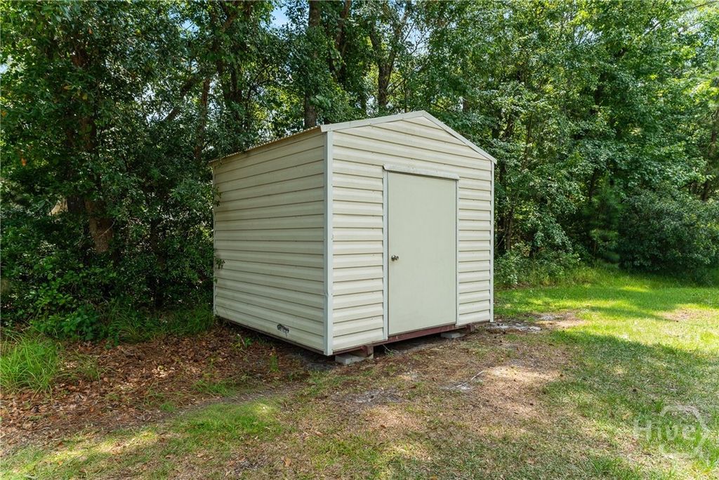 Image 31 of property listing at 13 Crossgate Way, Guyton, GA 31312