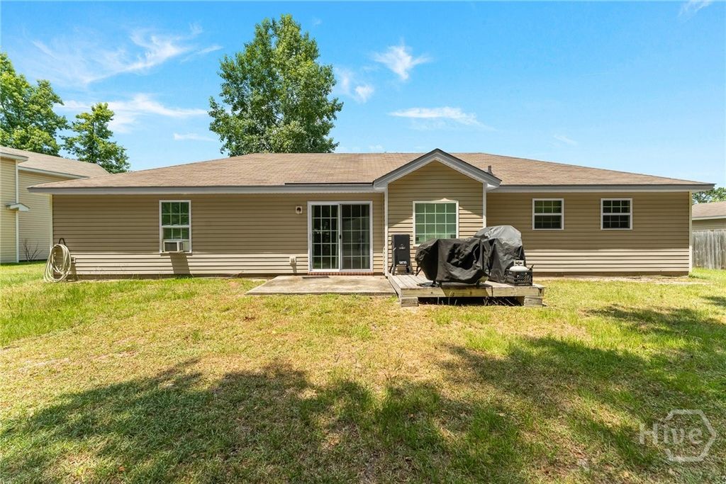 Image 32 of property listing at 13 Crossgate Way, Guyton, GA 31312
