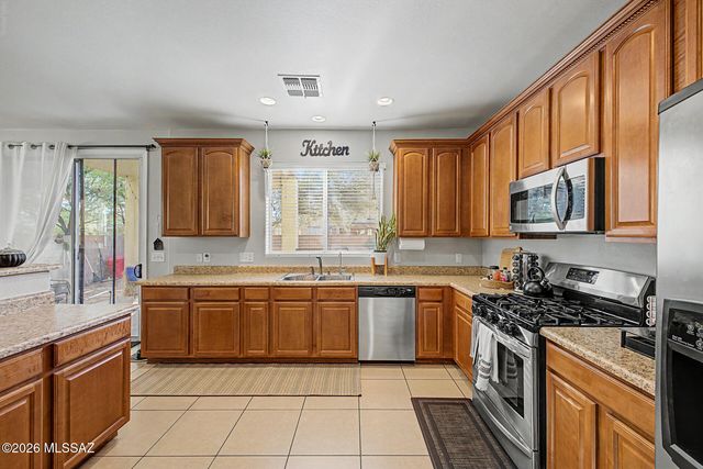 7024 S Parsnip Lane, Tucson, AZ 85756