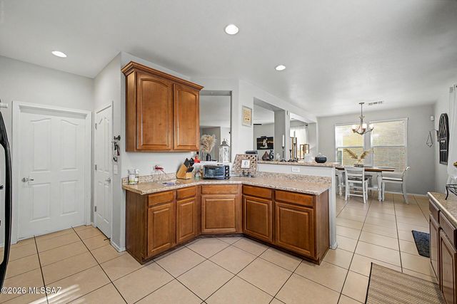 7024 S Parsnip Lane, Tucson, AZ 85756