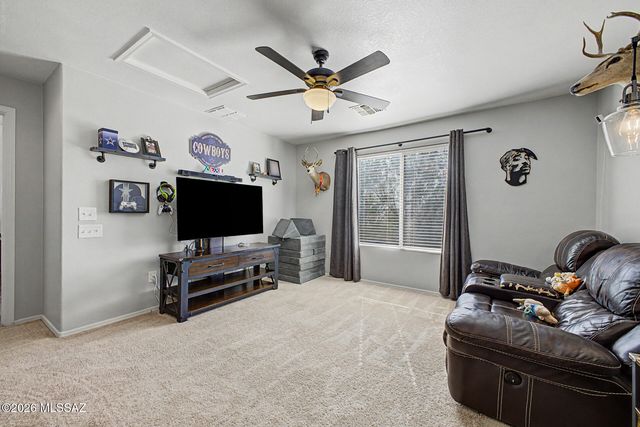 7024 S Parsnip Lane, Tucson, AZ 85756