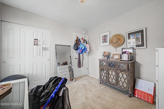 7024 S Parsnip Lane, Tucson, AZ 85756