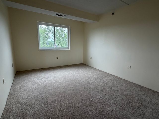 2500 Mystic Valley Pkwy 907, Medford, MA 02155