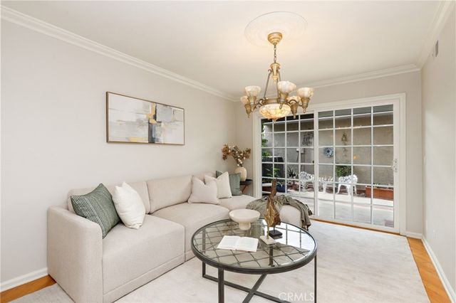 17034 Avenida Suenos, Fountain Valley, CA 92708