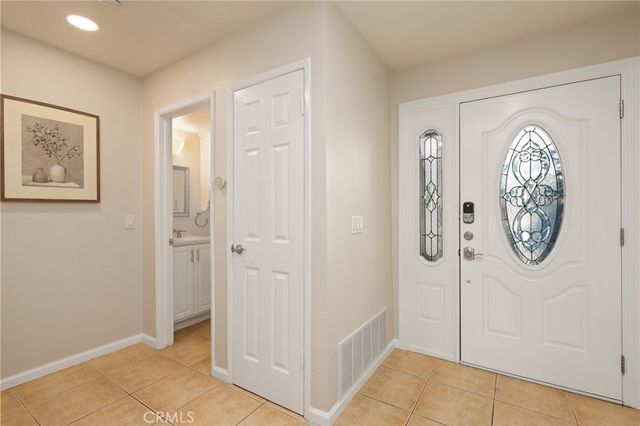 17034 Avenida Suenos, Fountain Valley, CA 92708