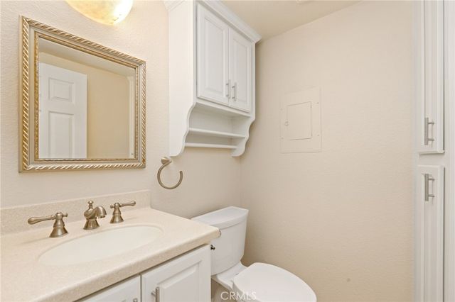 17034 Avenida Suenos, Fountain Valley, CA 92708