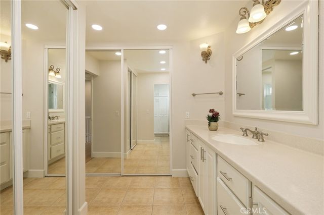 17034 Avenida Suenos, Fountain Valley, CA 92708