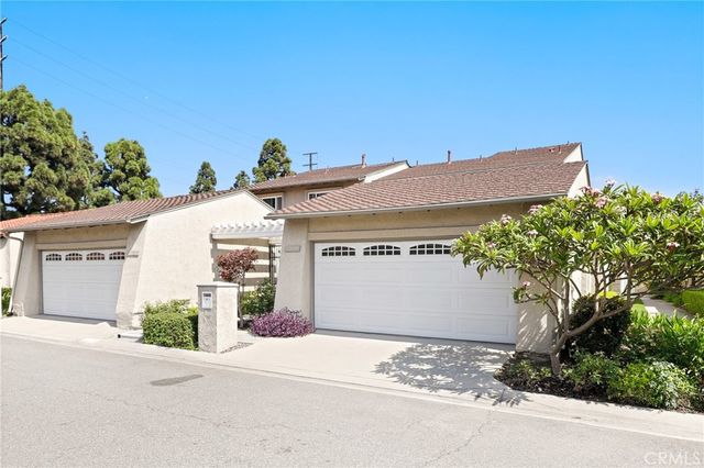 17034 Avenida Suenos, Fountain Valley, CA 92708