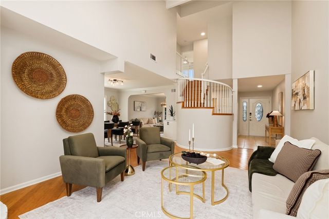 17034 Avenida Suenos, Fountain Valley, CA 92708