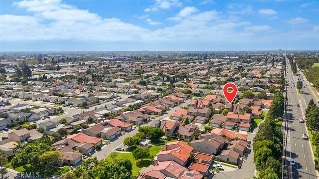 17034 Avenida Suenos, Fountain Valley, CA 92708