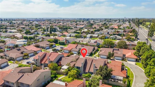 17034 Avenida Suenos, Fountain Valley, CA 92708