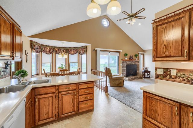 1411 Ridgewood Court, Hastings, MN 55033