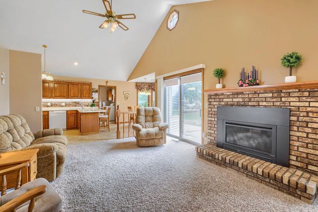 1411 Ridgewood Court, Hastings, MN 55033