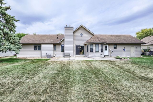 1411 Ridgewood Court, Hastings, MN 55033