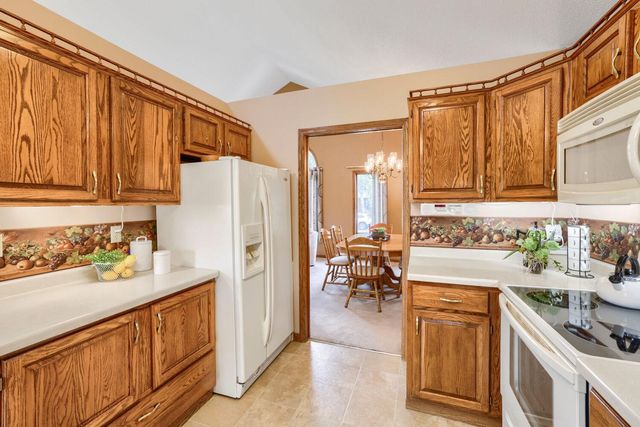 1411 Ridgewood Court, Hastings, MN 55033