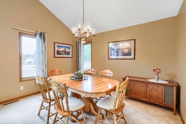 1411 Ridgewood Court, Hastings, MN 55033