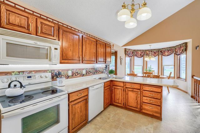 1411 Ridgewood Court, Hastings, MN 55033