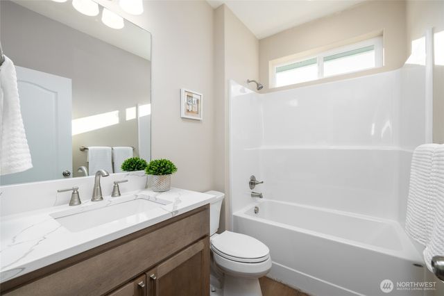 8127 Coyote Springs Lane, Sedro Woolley, WA 98284