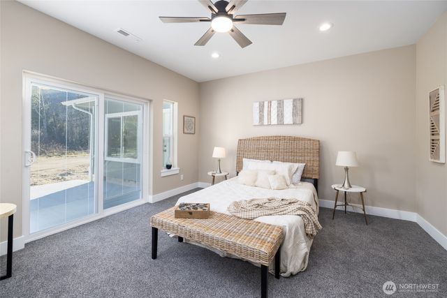 8127 Coyote Springs Lane, Sedro Woolley, WA 98284