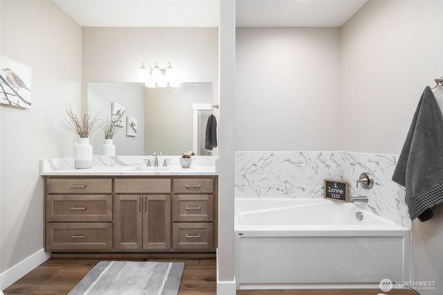 8127 Coyote Springs Lane, Sedro Woolley, WA 98284