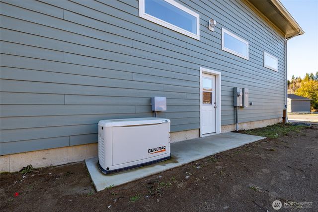 8127 Coyote Springs Lane, Sedro Woolley, WA 98284