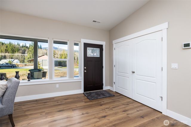 8127 Coyote Springs Lane, Sedro Woolley, WA 98284