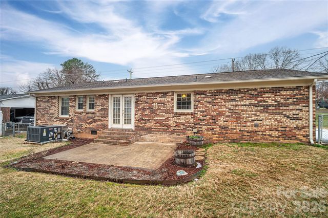 1507 Edgewood Road 4, Bessemer City, NC 28016