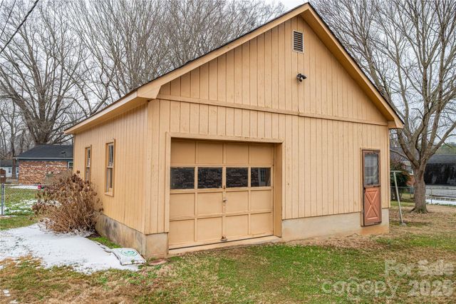 1507 Edgewood Road 4, Bessemer City, NC 28016