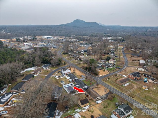 1507 Edgewood Road 4, Bessemer City, NC 28016