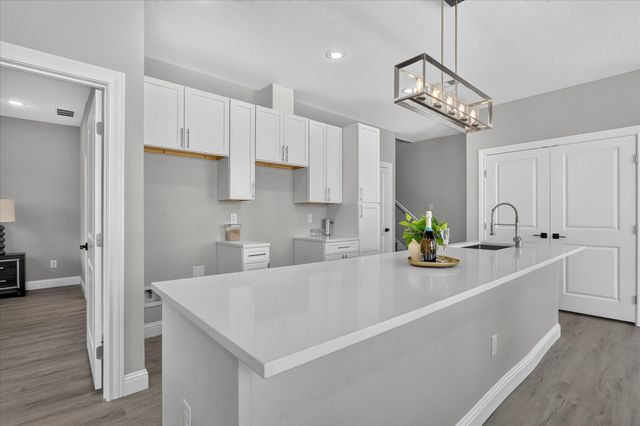 806 Premier, Grand Prairie, TX 75051