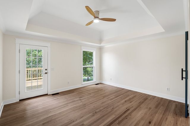 204 Breakwater Dr, Hendersonville, TN 37075