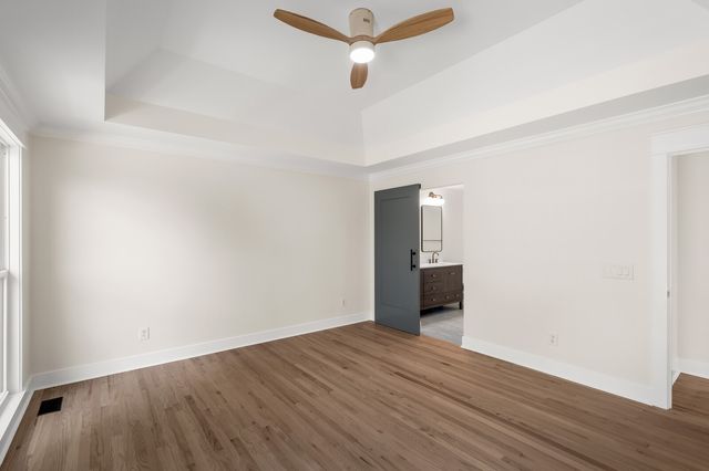 204 Breakwater Dr, Hendersonville, TN 37075