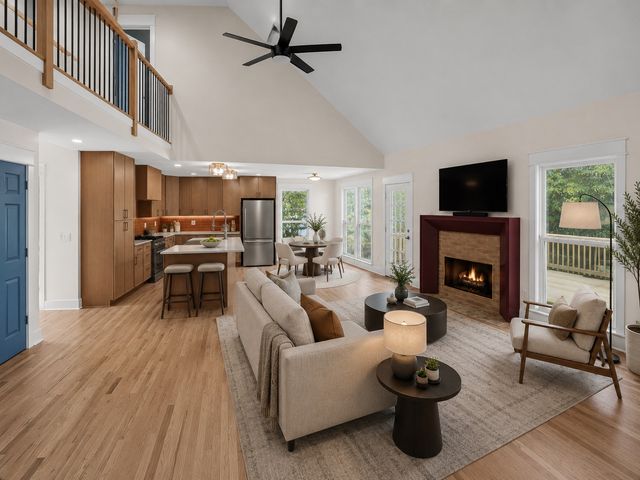 204 Breakwater Dr, Hendersonville, TN 37075