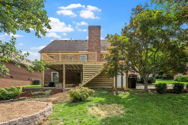 204 Breakwater Dr, Hendersonville, TN 37075