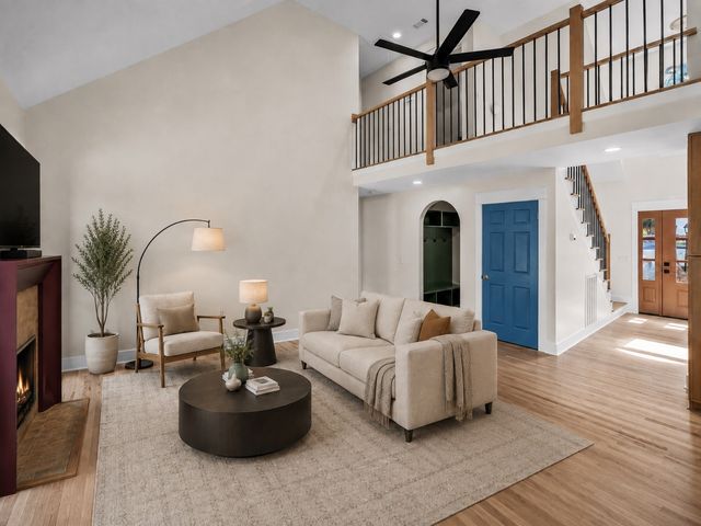 204 Breakwater Dr, Hendersonville, TN 37075