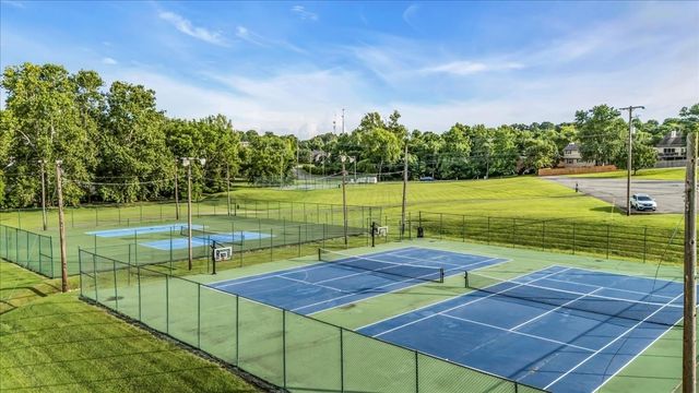 204 Breakwater Dr, Hendersonville, TN 37075