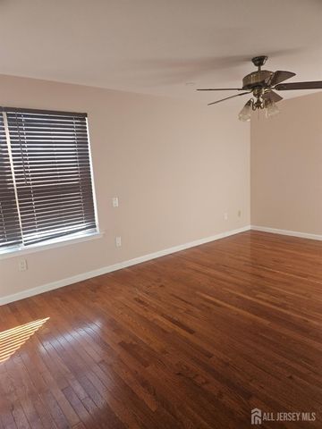 316 VENTNOR Court, Piscataway, NJ 08854