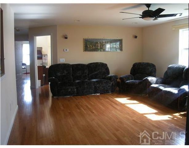316 VENTNOR Court, Piscataway, NJ 08854