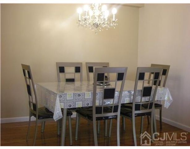 316 VENTNOR Court, Piscataway, NJ 08854