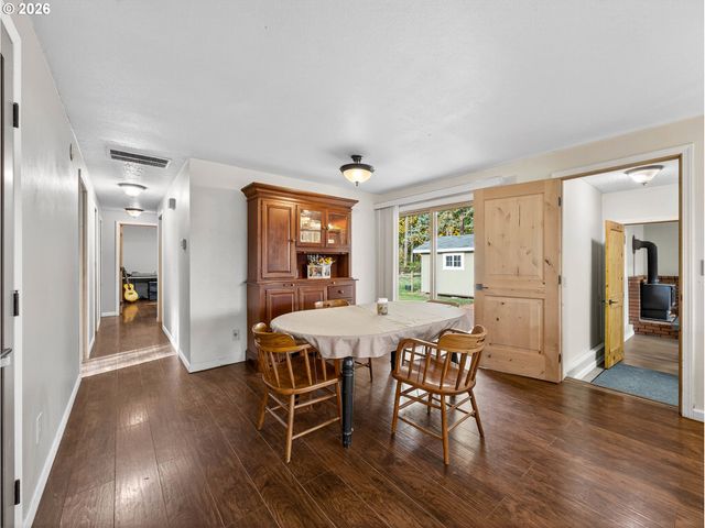 20337 S LELAND Rd, Oregon City, OR 97045